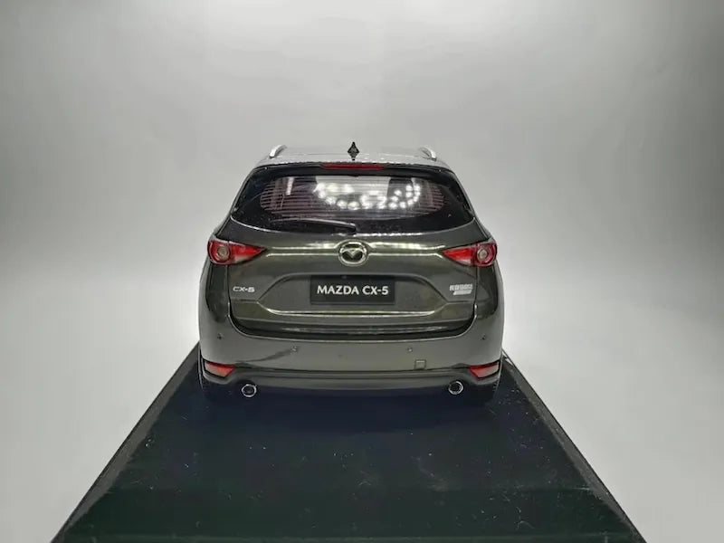 1:18 Mazda 2017 CX-5 Die Cast Model Car