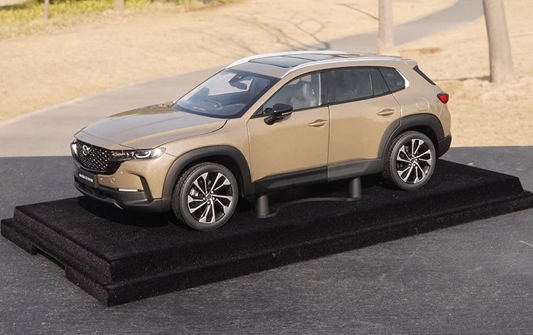 1:18 Mazda 2023 CX-50 Die Cast Model Car