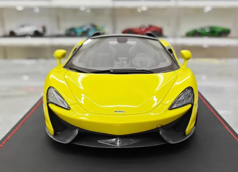 1:18 McLaren 2017 570S Spider