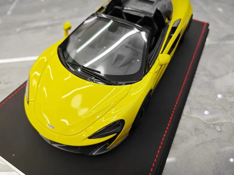 1:18 McLaren 2017 570S Spider