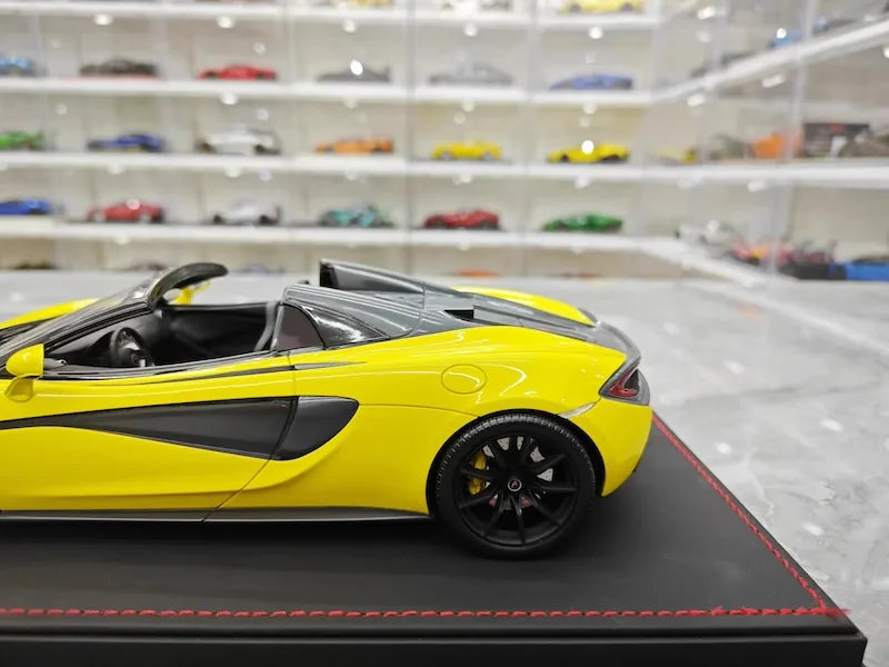 1:18 McLaren 2017 570S Spider