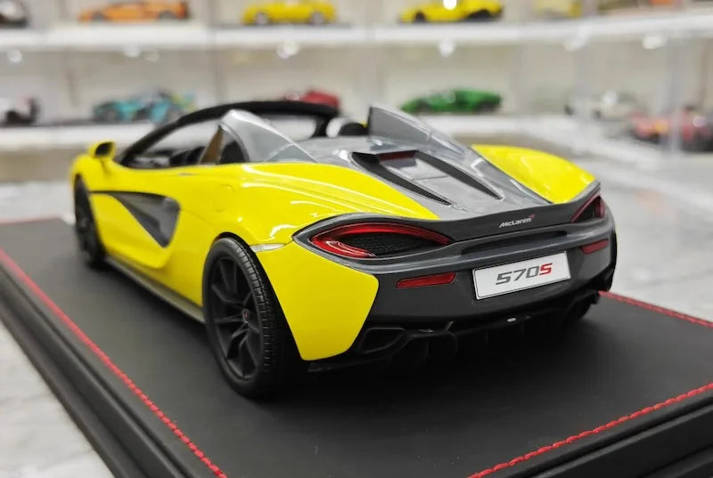 1:18 McLaren 2017 570S Spider