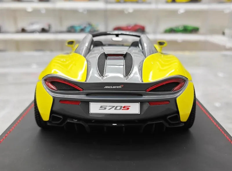 1:18 McLaren 2017 570S Spider