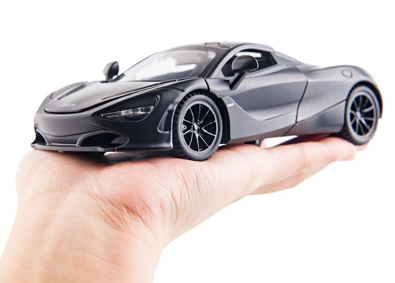 1:32 McLaren 2017 720S Die Cast Model Car