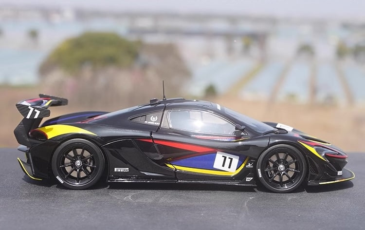 1:18 McLaren P1 GTR James Hunt 40th Die Cast Model Car