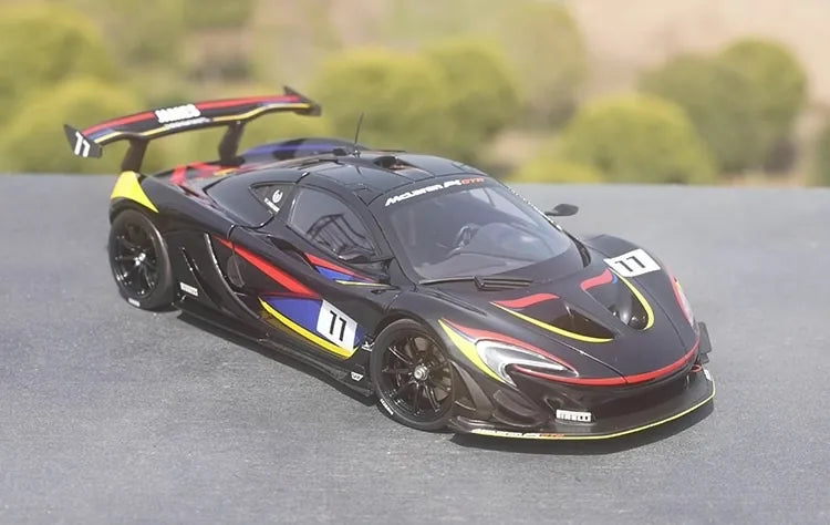 1:18 McLaren P1 GTR James Hunt 40th Die Cast Model Car