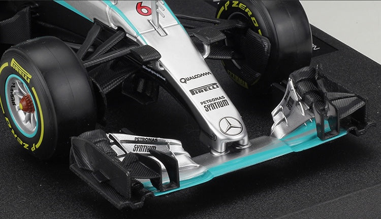 1:18 Mercedes-AMG 2016 F1 W07 Hybrid Formula 1 Model Car