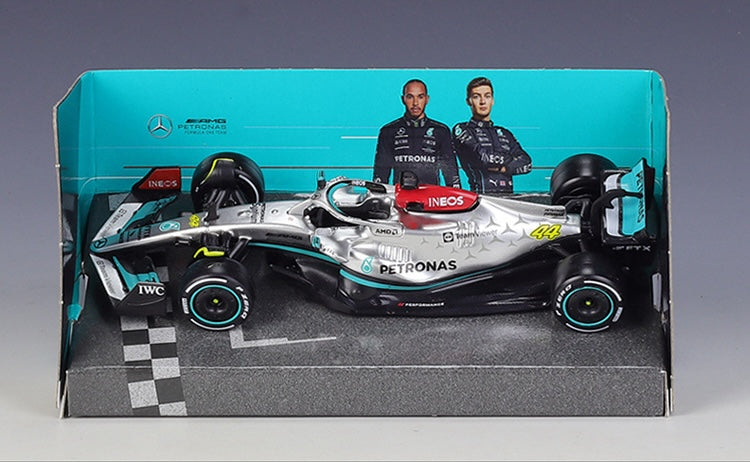 1:43 Mercedes-AMG 2022 F1 W13 E Performance Formula 1 Model Car