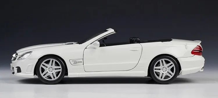 1:18 Mercedes-AMG 2009 SL63