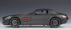 1:18 Mercedes-AMG 2010 SLS Die Cast Model Car