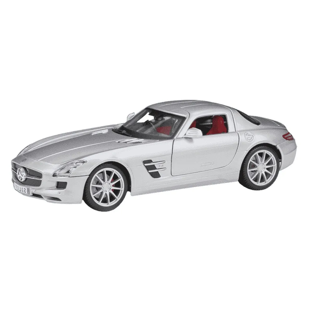 1:18 Mercedes-AMG 2010 SLS 