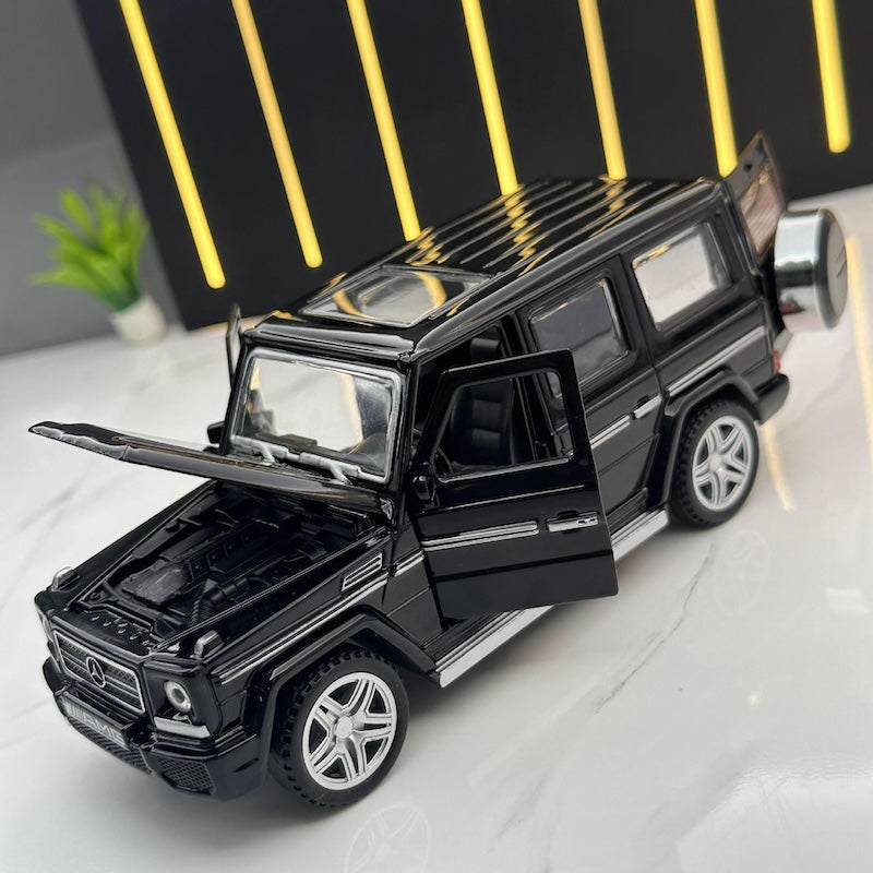 1:32 Mercedes-AMG 2012 G63 Die Cast Model Car