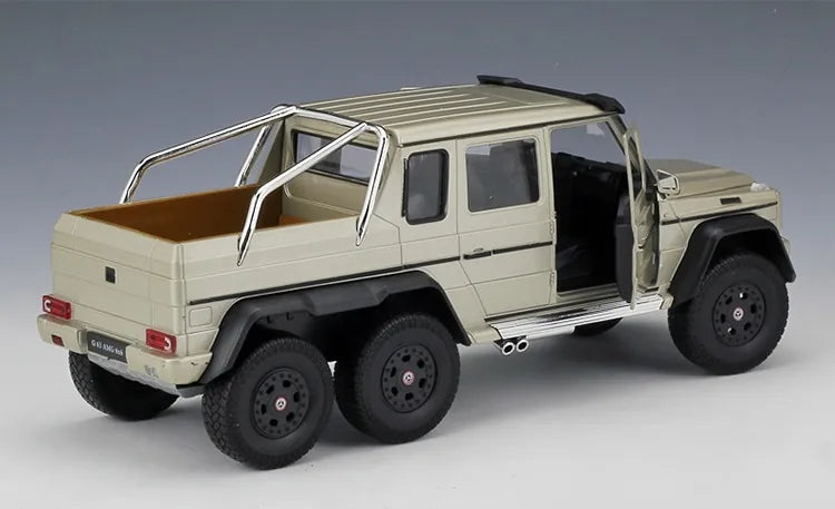 1:24 Mercedes-AMG 2013 G63 6x6