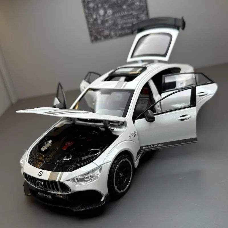 1:24 Mercedes-AMG 2018 GT63 4MATIC+