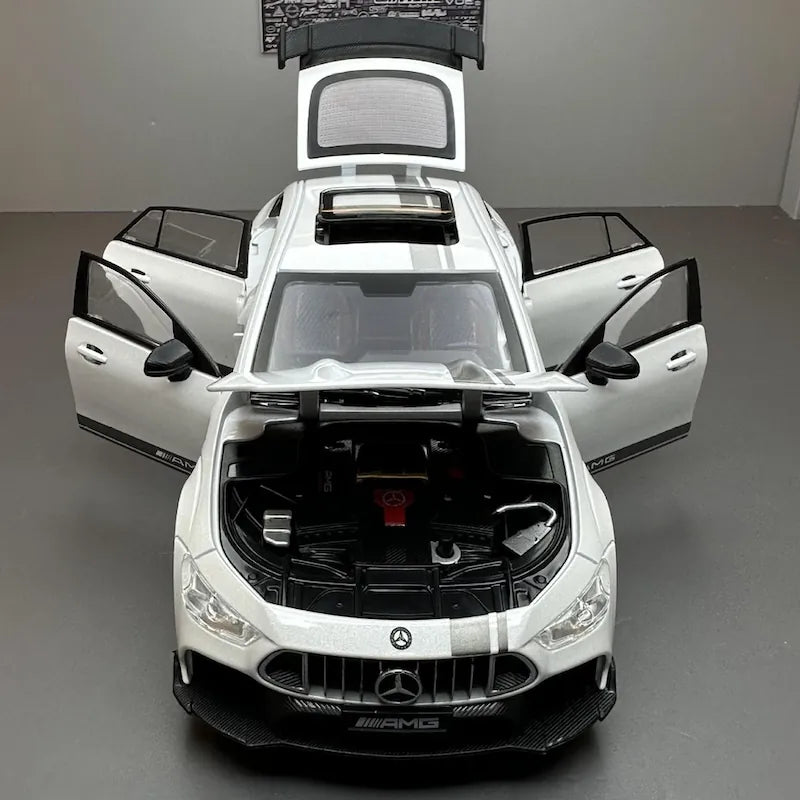 1:24 Mercedes-AMG 2018 GT63 4MATIC+