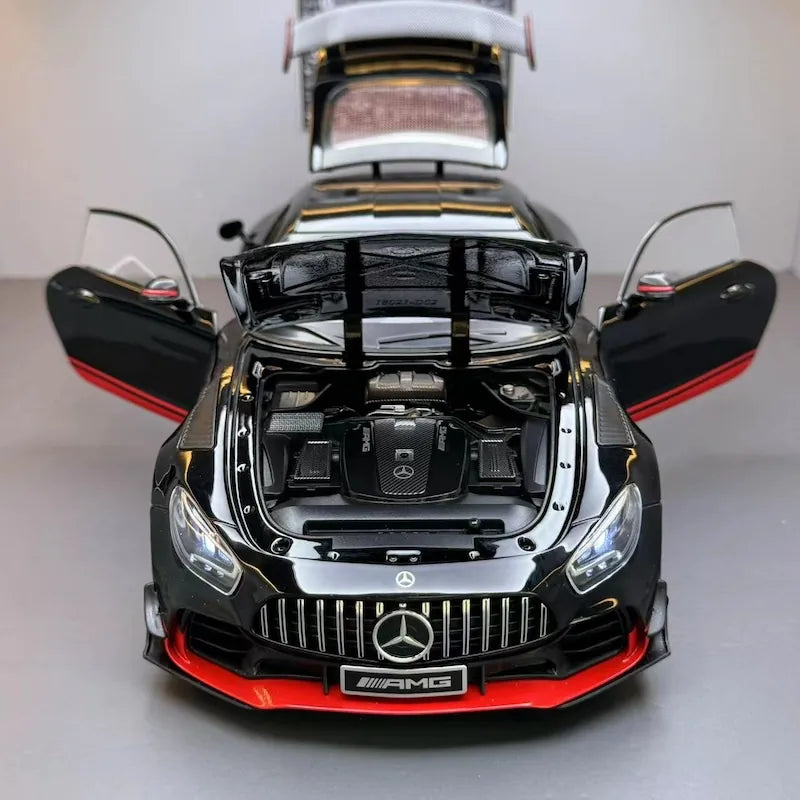 1:18 Mercedes-AMG 2019 GT R Pro