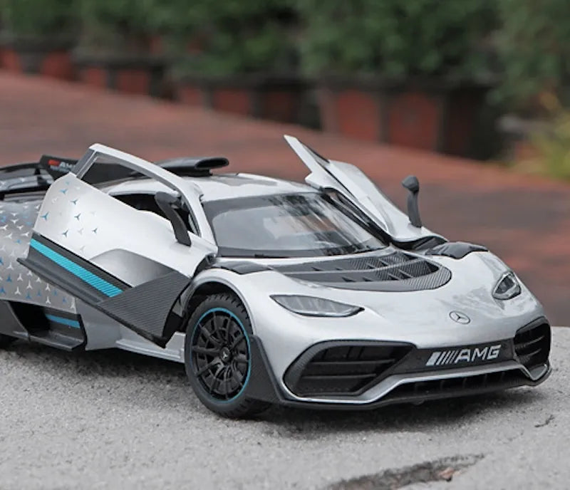 1:24 Mercedes-AMG 2022 One