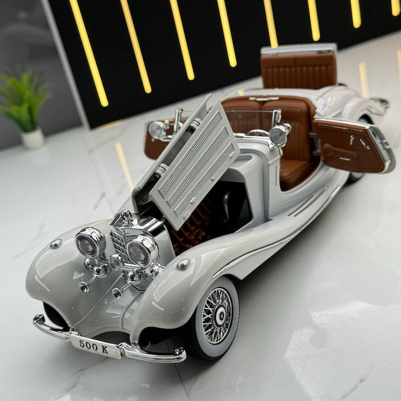 1:24 Mercedes-Benz 1936 500K Special Roadster Die Cast Model Car