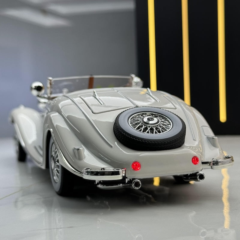 1:24 Mercedes-Benz 1936 500K Special Roadster Die Cast Model Car