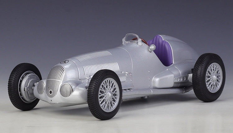 1:24 Mercedes-Benz 1937 W125 Die Cast Model Car