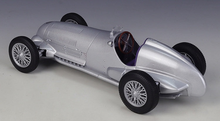 1:24 Mercedes-Benz 1937 W125 Die Cast Model Car