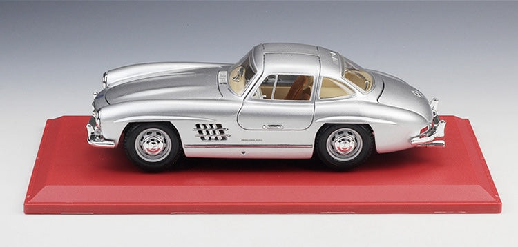 1:18 Mercedes-Benz 1954 300 SL Roadster Die Cast Model Car