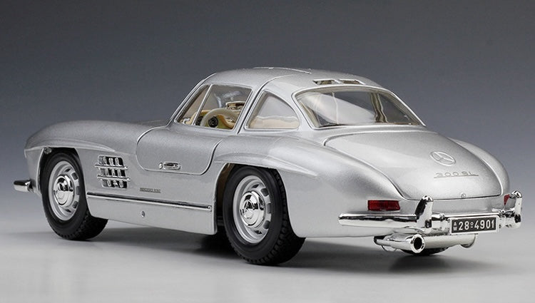 1:18 Mercedes-Benz 1954 300 SL Roadster Die Cast Model Car