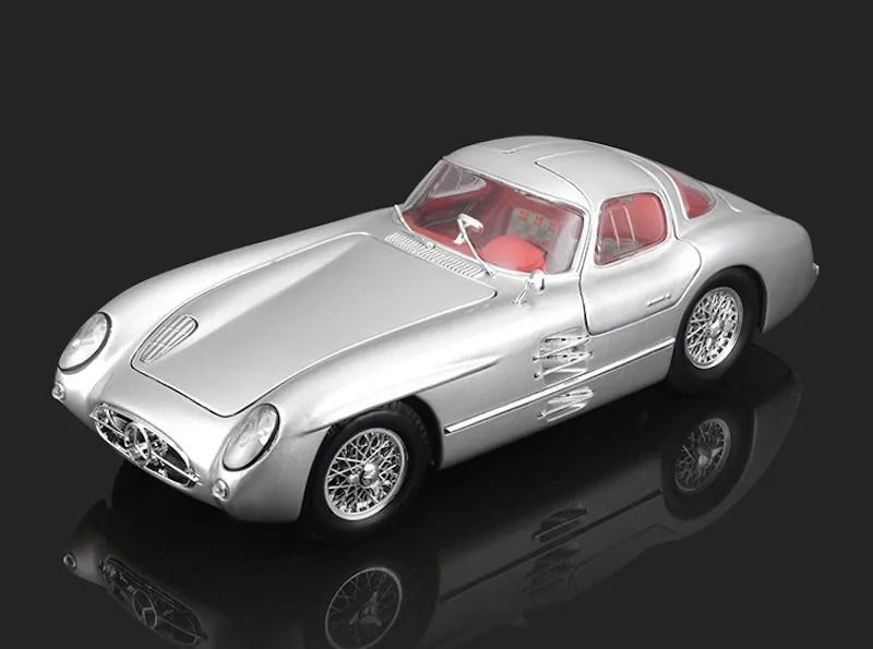 1:18 Mercedes-Benz 1955 300 SLR