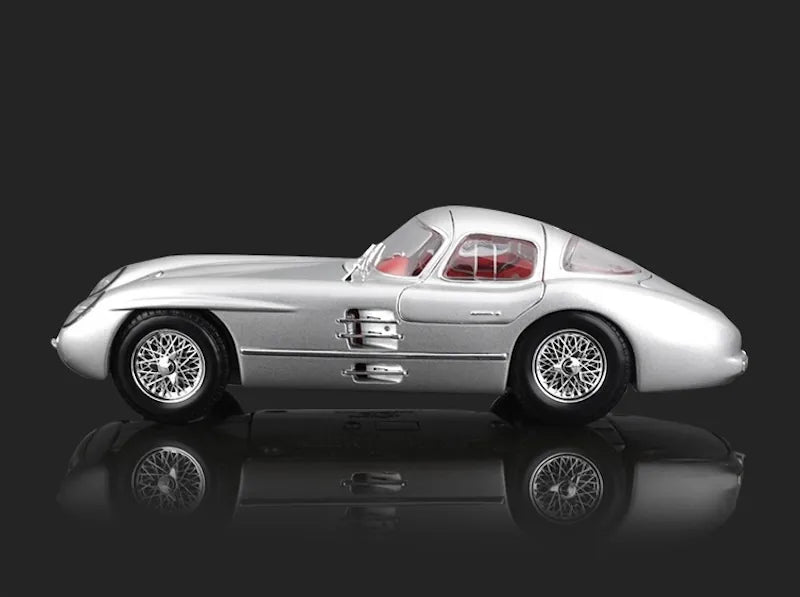 1:18 Mercedes-Benz 1955 300 SLR