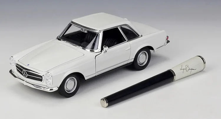 1:24 Mercedes-Benz 1963 230SL Die Cast Model Car