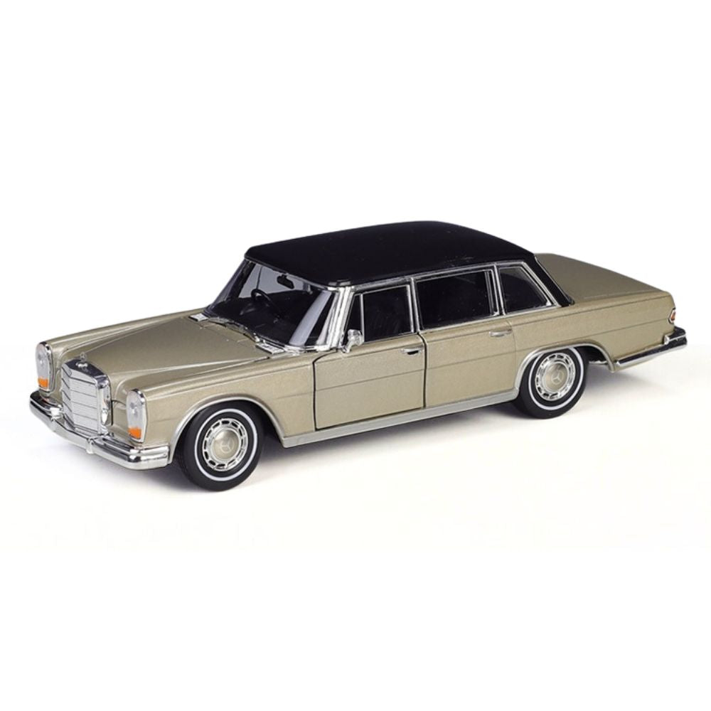 1:24 Mercedes-Benz 1963 600 Gold Die Cast Model Car