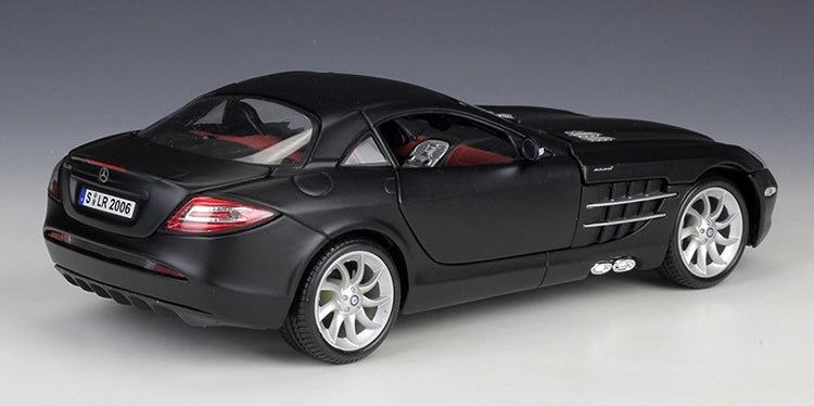 1:18 Mercedes-Benz 2003 SLR McLaren Die Cast Model Car