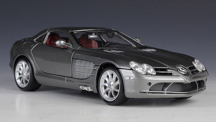 1:18 Mercedes-Benz 2003 SLR McLaren Die Cast Model Car