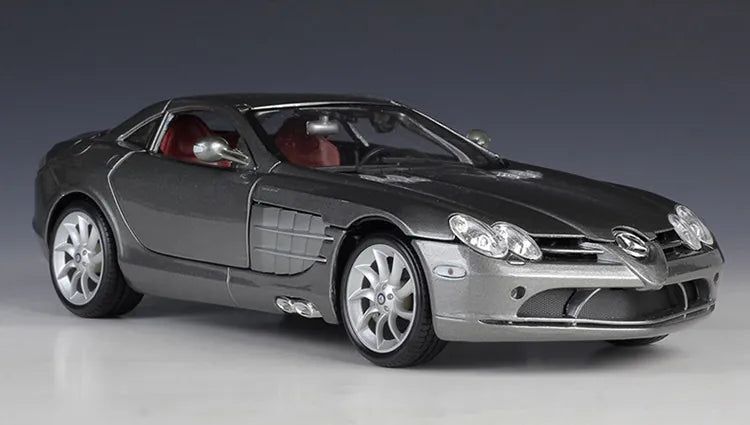 1:18 Mercedes-Benz 2003 SLR McLaren 