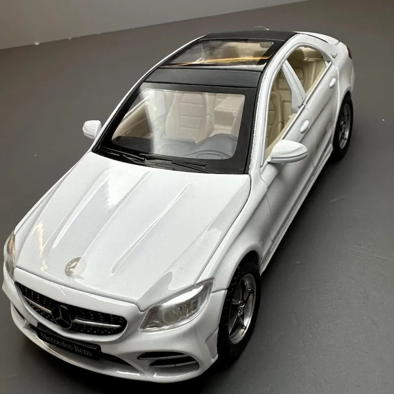 1:32 Mercedes-Benz 2014 C260