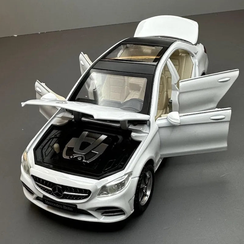 1:32 Mercedes-Benz 2014 C260