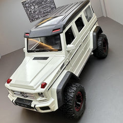 1:24 Mercedes-Benz 2015 G500 4×4² Die Cast Model Car