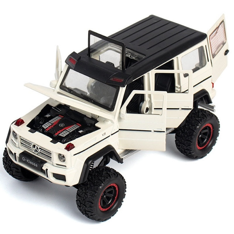 1:32 Mercedes-Benz 2015 G500 4×4² Die Cast Model Car