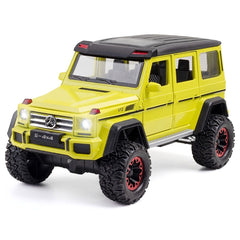 1:24 Mercedes-Benz 2015 G500 4×4² Die Cast Model Car