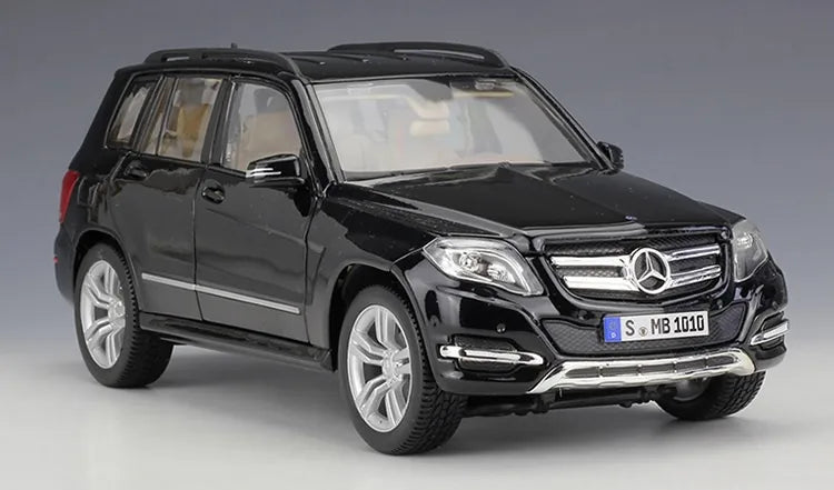 1:18 Mercedes-Benz 2015 GLK 350