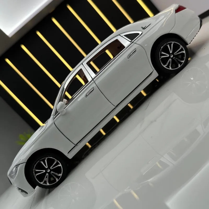 1:32 Mercedes-Benz 2017 E400 C238 