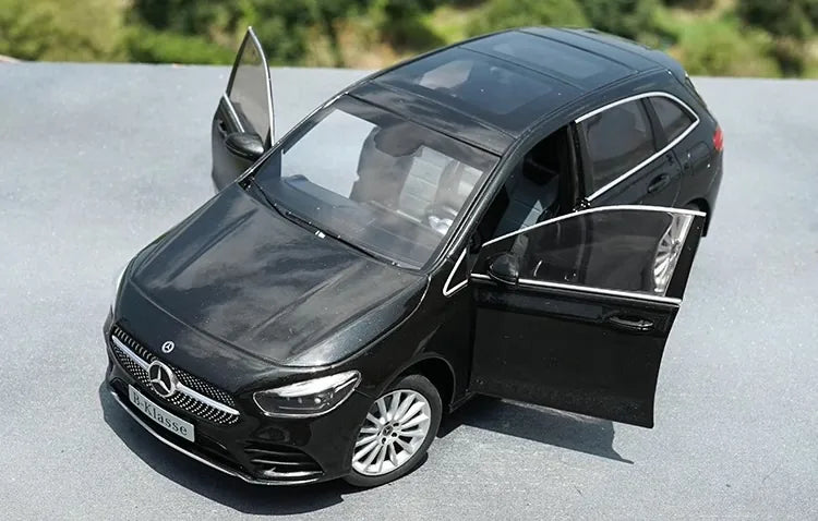 1:18 Mercedes-Benz 2018 B-Class