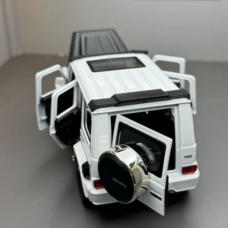 1:32 Mercedes-Brabus 2021 G700 4×4²