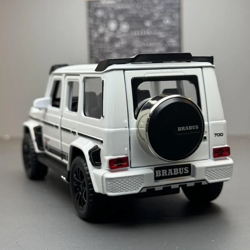 1:32 Mercedes-Brabus 2021 G700 4×4²