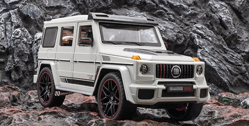 Mercedes-Brabus 2022 G800 4×4² à l'échelle 1:18 