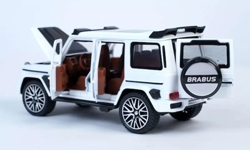 Mercedes-Brabus 2022 G800 4×4² à l'échelle 1:32 