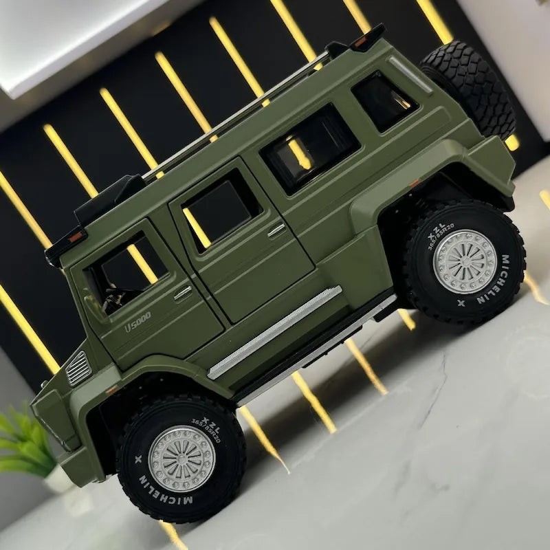 1:32 Mercedes-Unimog 2012 Nomadism U5000