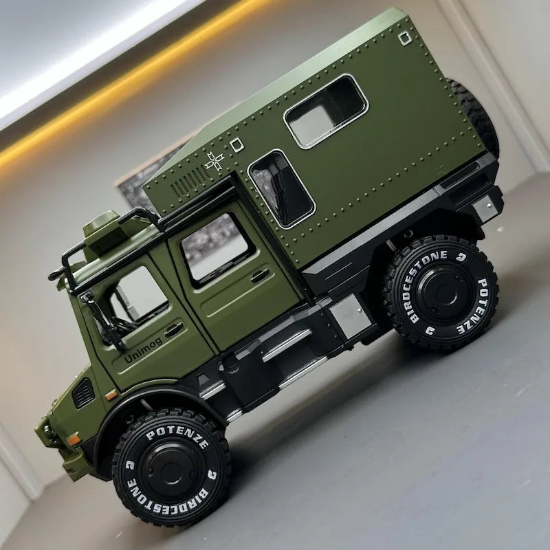 1:32 Mercedes-Unimog 2013 Nomadism U4000 RV Die Cast Model Car