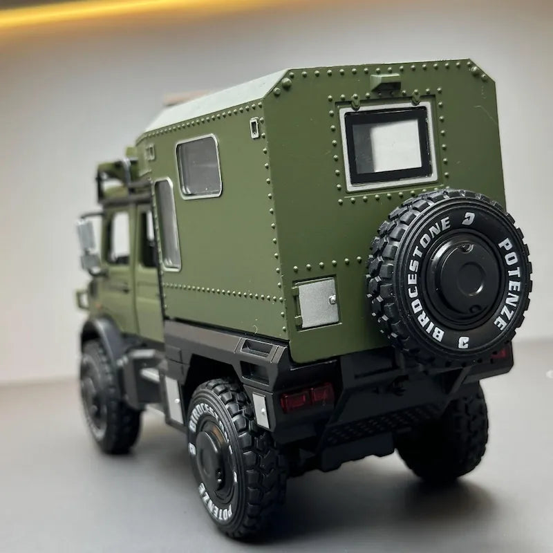 1:32 Mercedes-Unimog 2013 Nomadism U4000 RV Die Cast Model Car