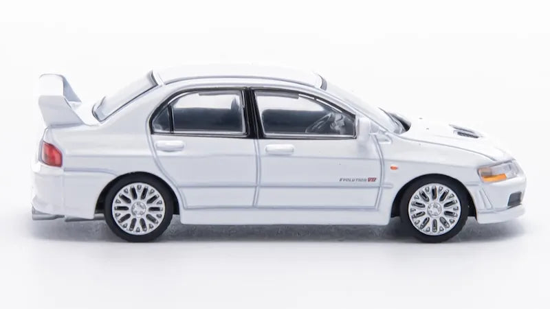 1:64 Mitsubishi Lancer Evolution VII 